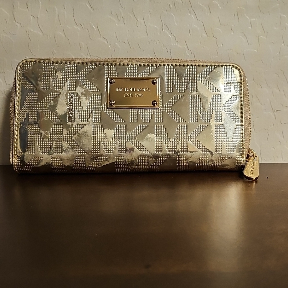 Michael Kors Jet Set Metallic Gold Zip-Around Wallet
